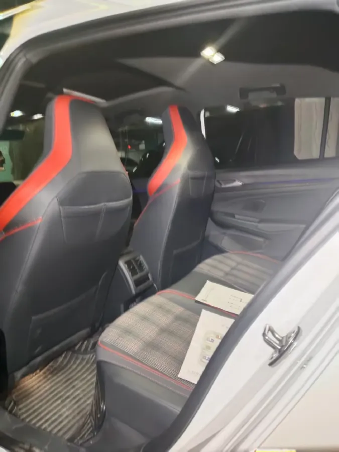 2023 Volkswagen GolfGTI 2.0T 220HP L4 7DCT,autocango,china used car exporter,china ev exporter,chinese used car exporter,chinese used ev exporter