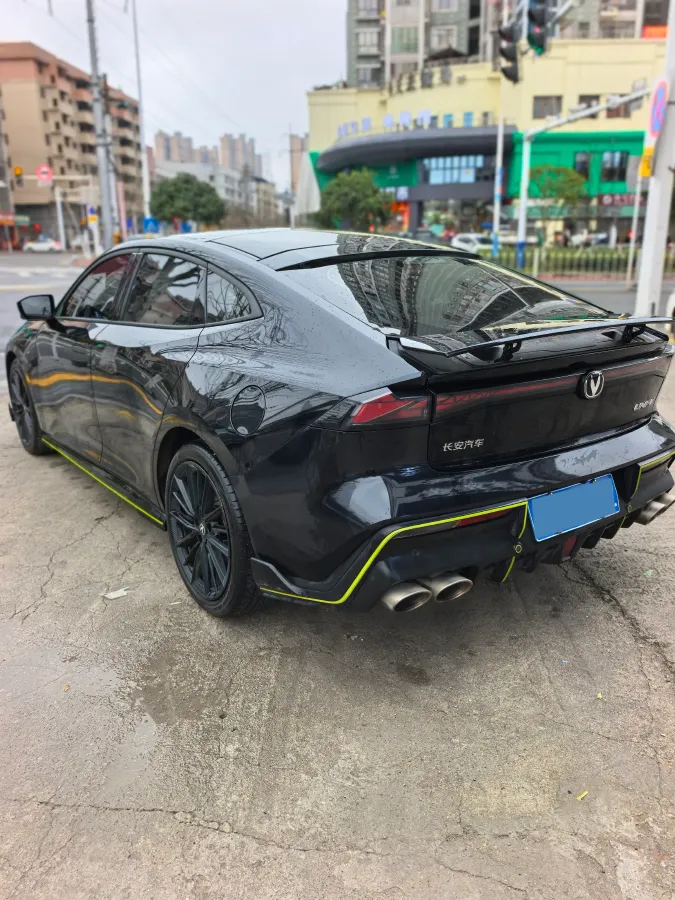 2022 ChangAn UNI-V 1.5T 188HP L4 7DCT,autocango,china used car exporter,china ev exporter,chinese used car exporter,chinese used ev exporter