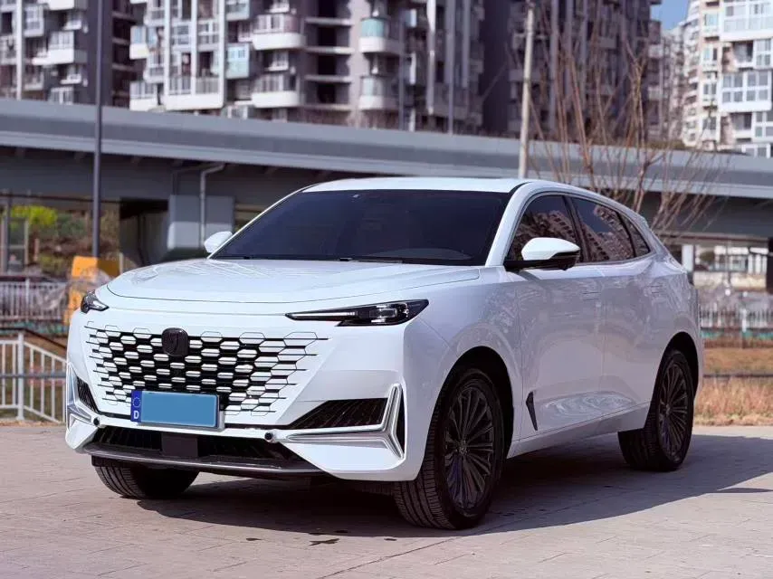 2021 ChangAn UNI-K 2.0T 233HP L4 8AT,autocango,china used car exporter,china ev exporter,chinese used car exporter,chinese used ev exporter