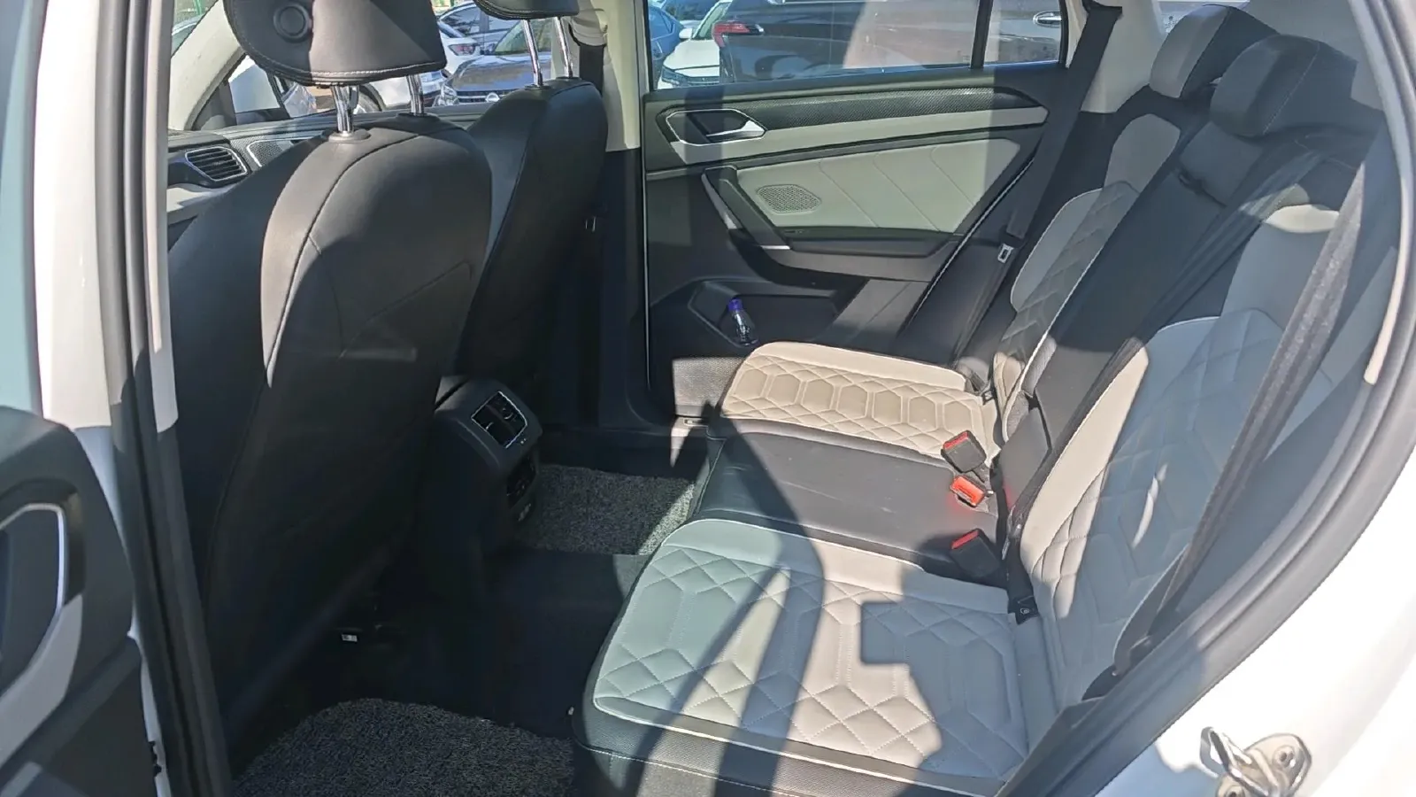 2023 Volkswagen Tayron 2.0T 186HP L4 7DCT,autocango,china used car exporter,china ev exporter,chinese used car exporter,chinese used ev exporter