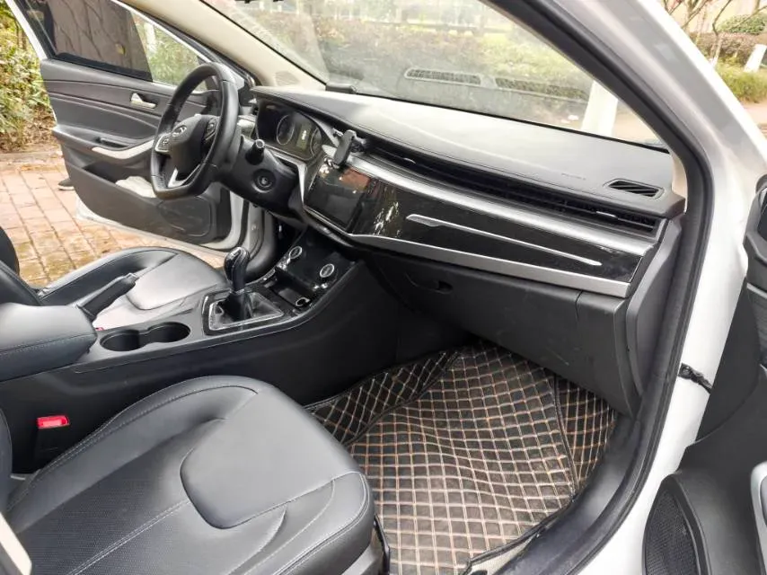 2021 Chery Arrizo 5 1.5L 116HP L4 5MT,autocango,china used car exporter,china ev exporter,chinese used car exporter,chinese used ev exporter