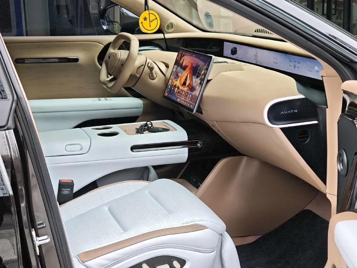 2024 Avatr 07 1.5T 156HP L4 REEV 39.05KWH,autocango,china used car exporter,china ev exporter,chinese used car exporter,chinese used ev exporter