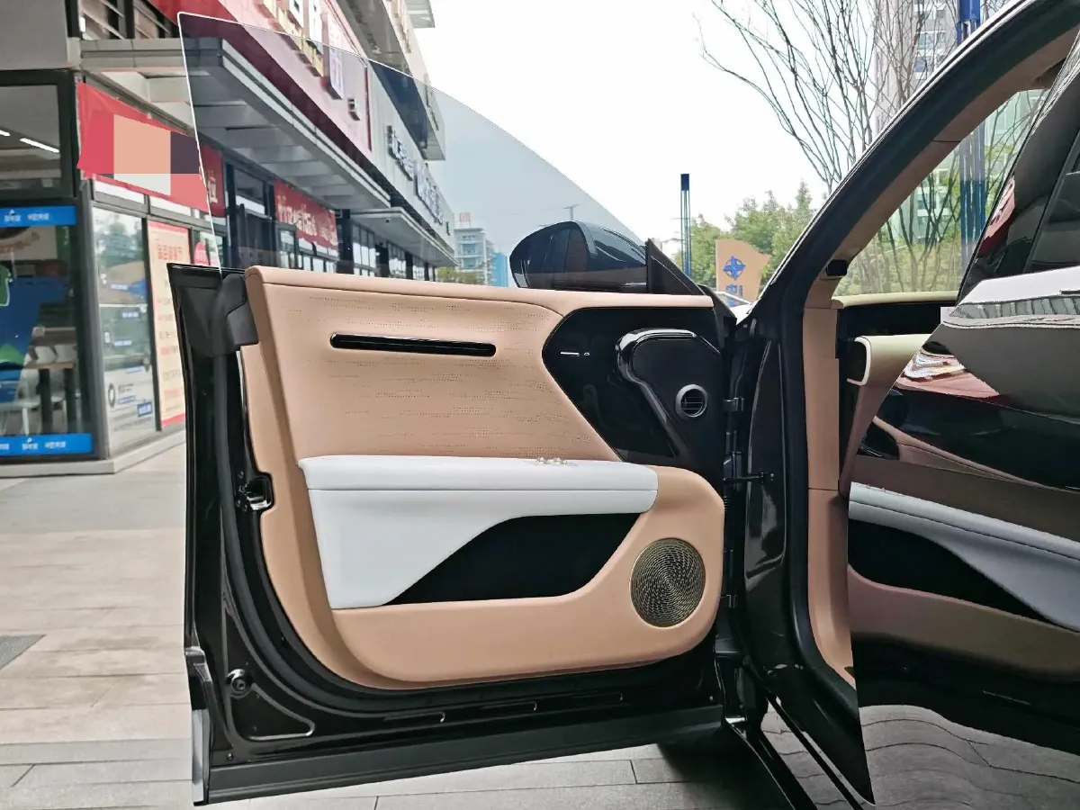 2024 Avatr 07 1.5T 156HP L4 REEV 39.05KWH,autocango,china used car exporter,china ev exporter,chinese used car exporter,chinese used ev exporter