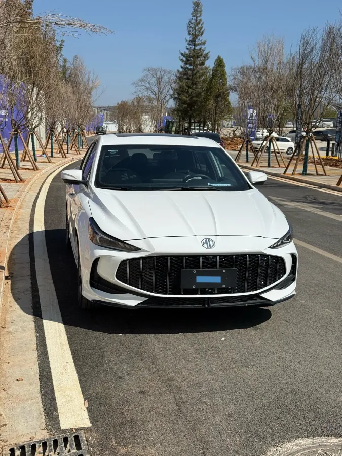 2023 MG 5 1.5L 129HP L4 CVT,autocango,china used car exporter,china ev exporter,chinese used car exporter,chinese used ev exporter
