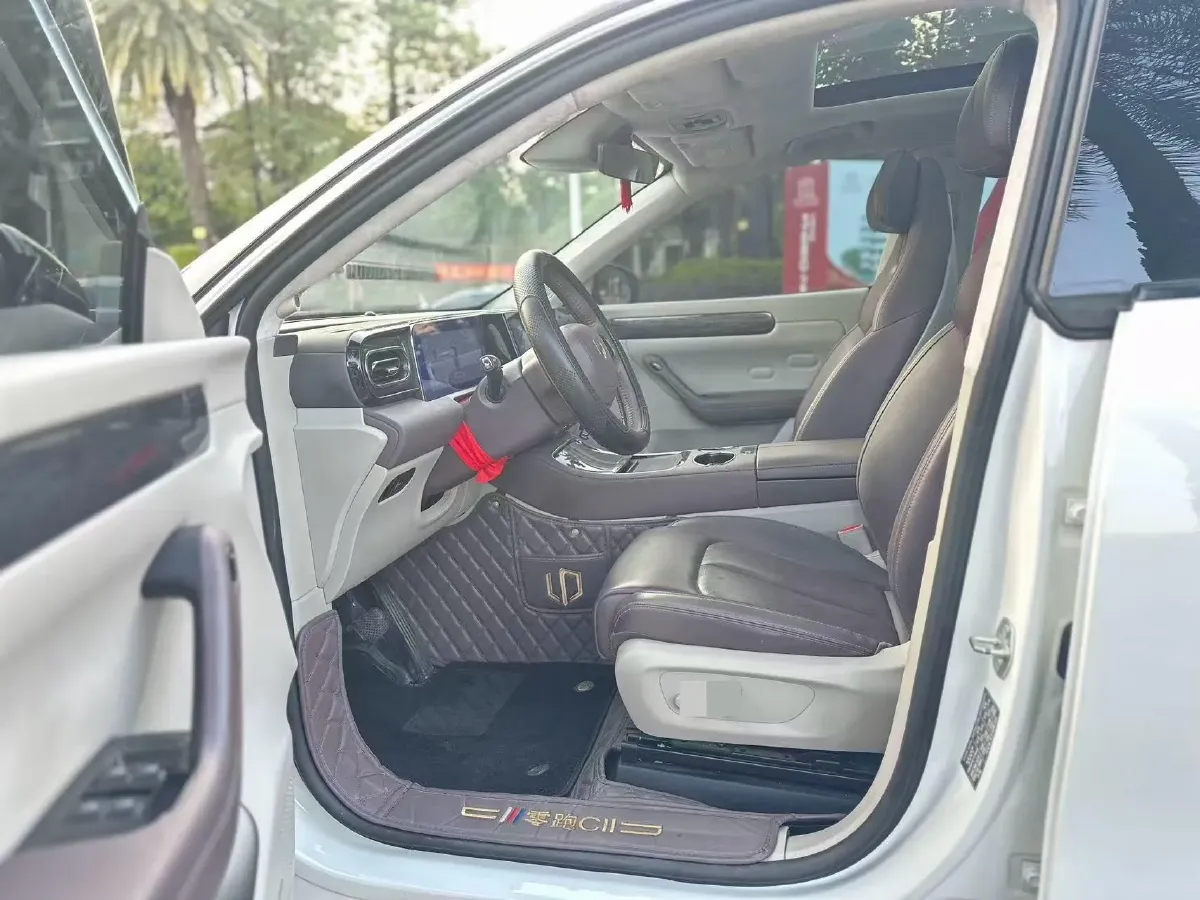 2023 Leapmotor C11 1.2T 131HP L3 REEV 43.74KWH,autocango,china used car exporter,china ev exporter,chinese used car exporter,chinese used ev exporter