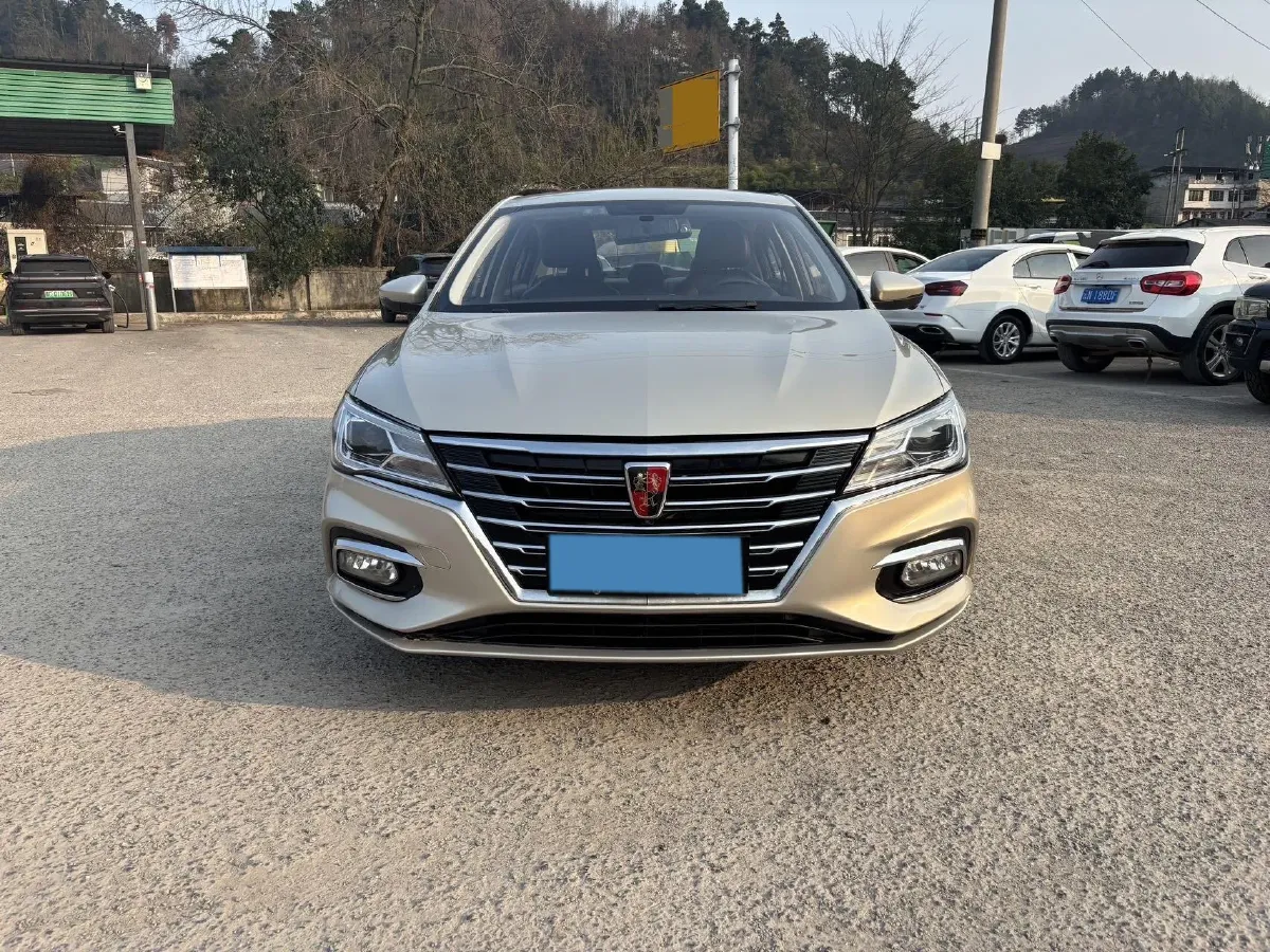 2019 Roewe i5 1.5L 120HP L4 CVT,autocango,china used car exporter,china ev exporter,chinese used car exporter,chinese used ev exporter