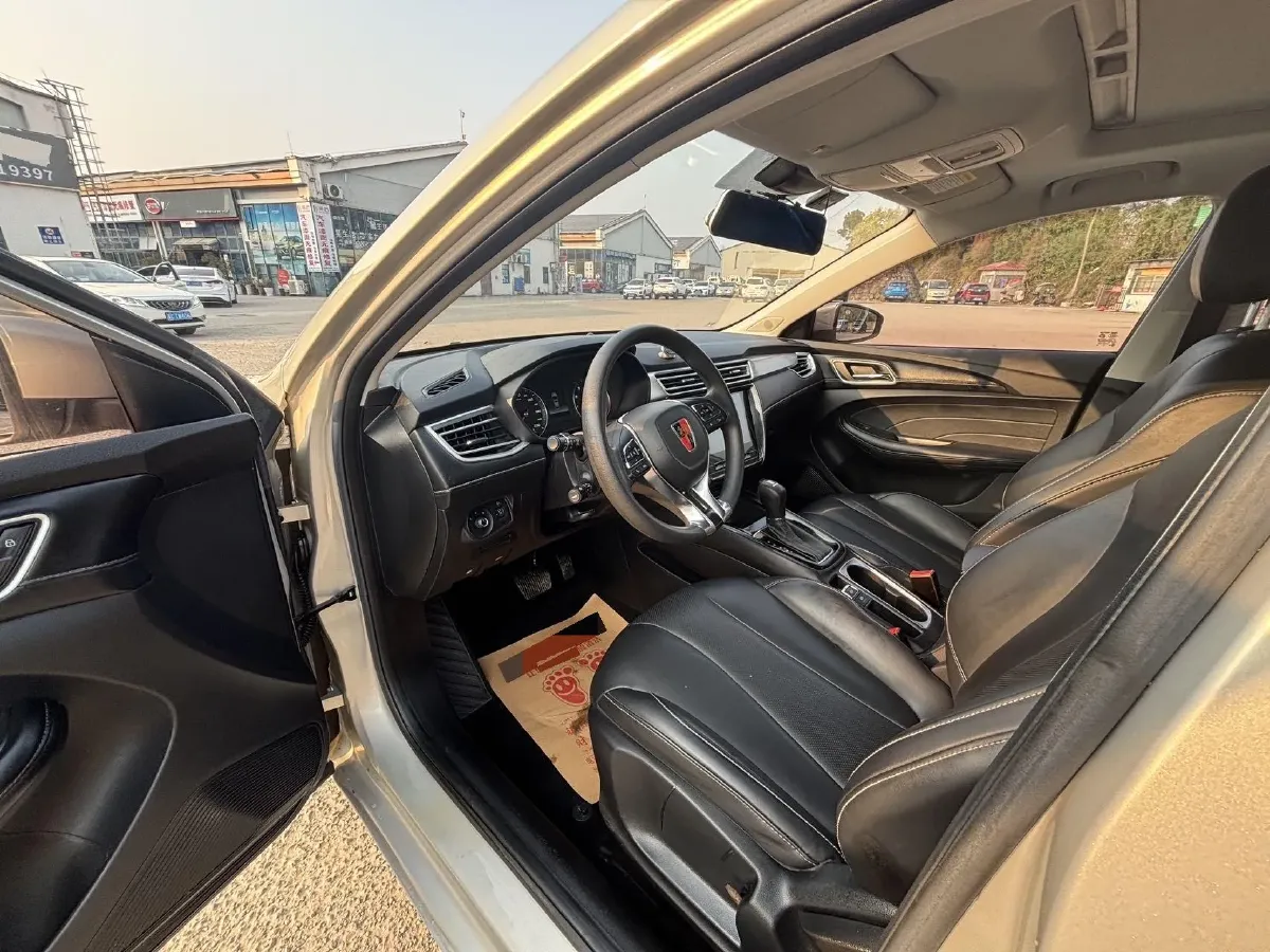 2019 Roewe i5 1.5L 120HP L4 CVT,autocango,china used car exporter,china ev exporter,chinese used car exporter,chinese used ev exporter