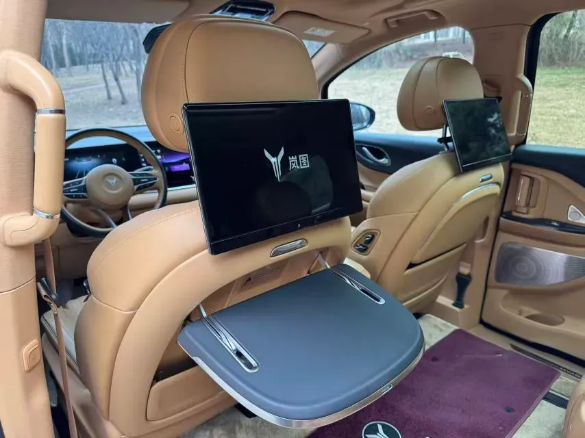 2022 Voyah Dream 1.5T 136HP L4 PHEV 25.57KWH,autocango,china used car exporter,china ev exporter,chinese used car exporter,chinese used ev exporter