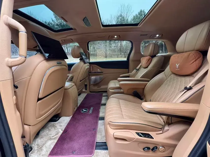 2022 Voyah Dream 1.5T 136HP L4 PHEV 25.57KWH,autocango,china used car exporter,china ev exporter,chinese used car exporter,chinese used ev exporter