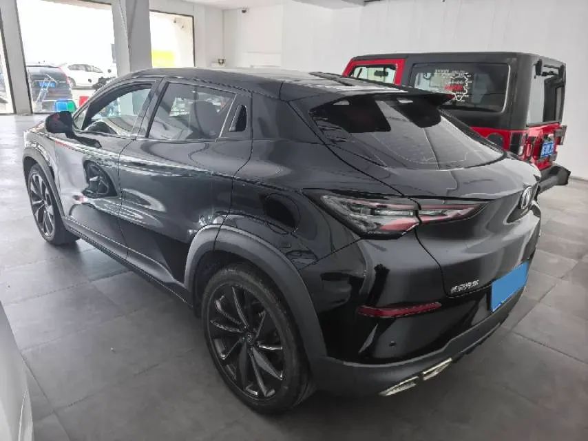 2020 ChangAn UNI-T 1.5T 180HP L4 7DCT,autocango,china used car exporter,china ev exporter,chinese used car exporter,chinese used ev exporter