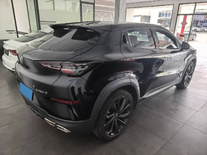 2020 ChangAn UNI-T 1.5T 180HP L4 7DCT,autocango,china used car exporter,china ev exporter,chinese used car exporter,chinese used ev exporter