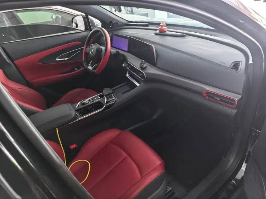 2020 ChangAn UNI-T 1.5T 180HP L4 7DCT,autocango,china used car exporter,china ev exporter,chinese used car exporter,chinese used ev exporter