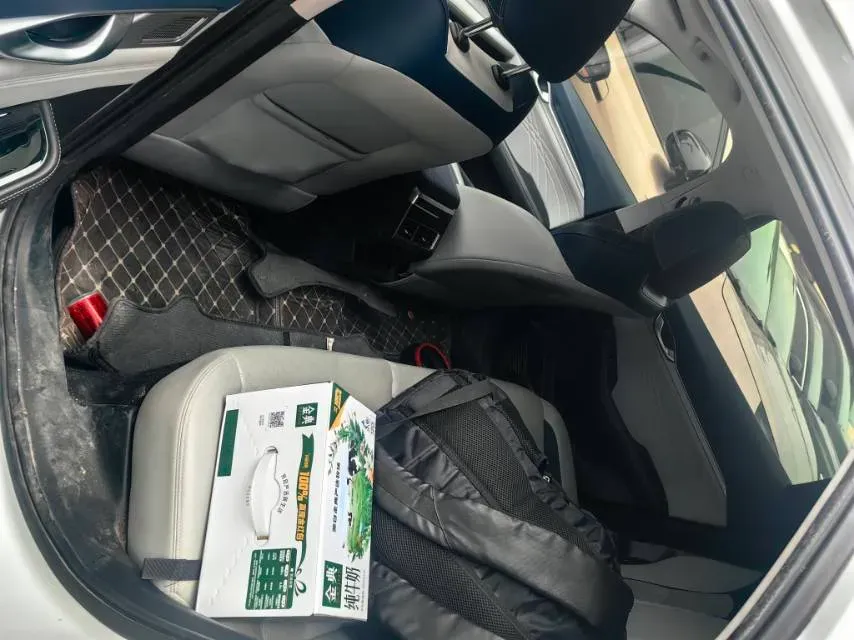 2021 Geely Preface 2.0T 190HP L4 7DCT,autocango,china used car exporter,china ev exporter,chinese used car exporter,chinese used ev exporter