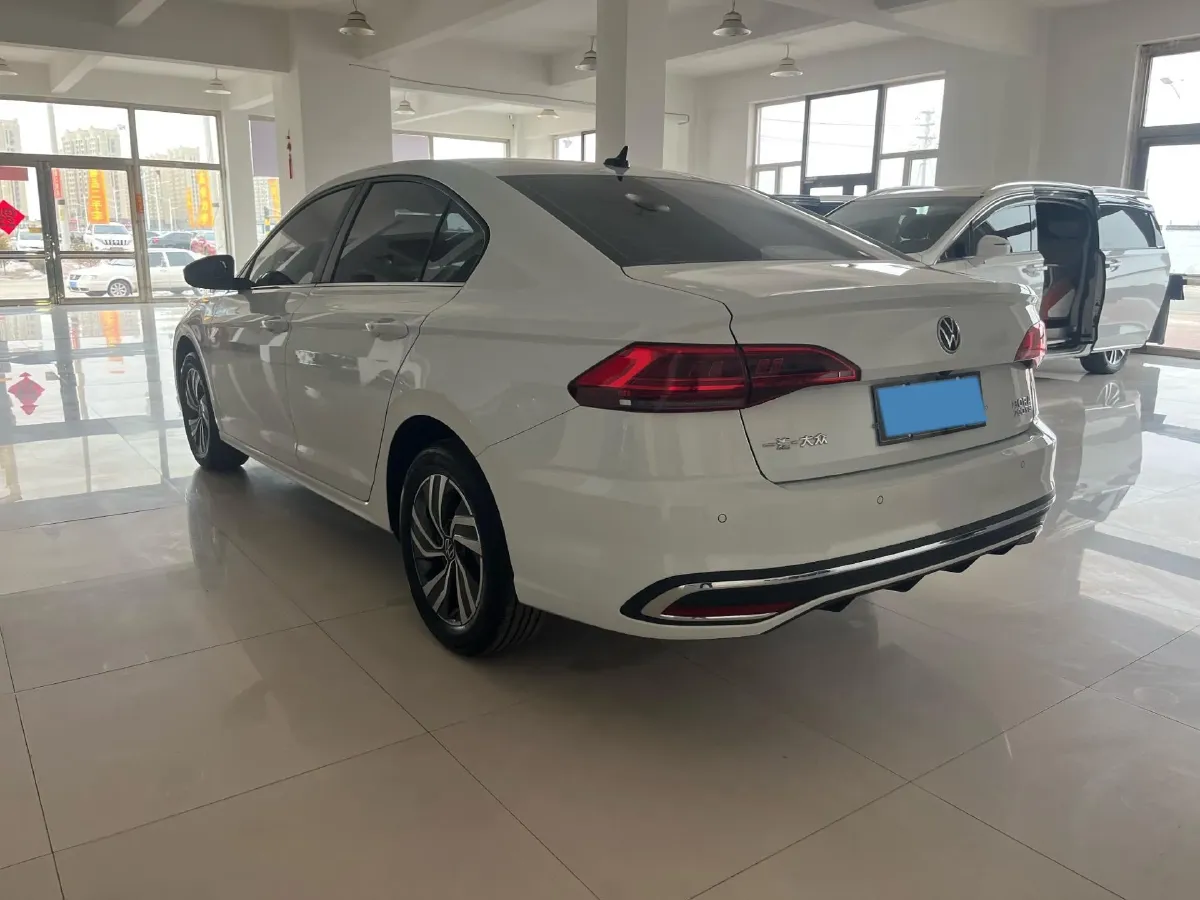 2025 Volkswagen Bora 1.2T 116HP L4 7DCT,autocango,china used car exporter,china ev exporter,chinese used car exporter,chinese used ev exporter
