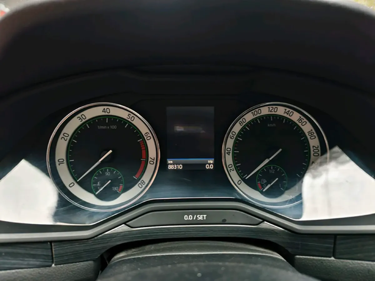 2018 Skoda Kodiak 1.8T 180HP L4 7DCT,autocango,china used car exporter,china ev exporter,chinese used car exporter,chinese used ev exporter