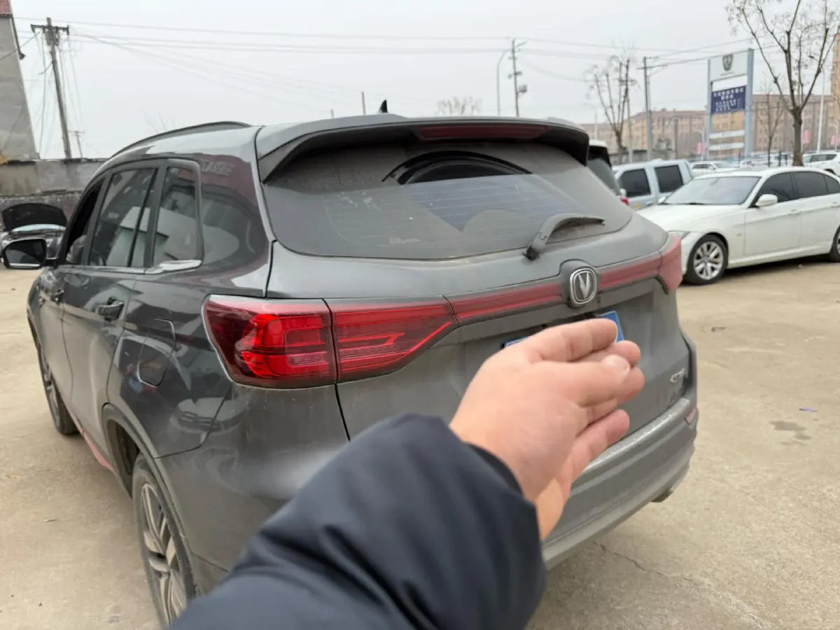 2022 ChangAn CS75 1.5T 180HP L4 7DCT,autocango,china used car exporter,china ev exporter,chinese used car exporter,chinese used ev exporter