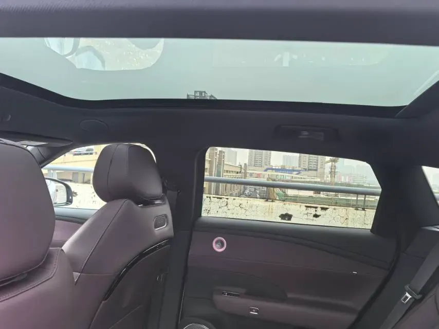 2025 Voyah FREE REEV 129HP REEV,autocango,china used car exporter,china ev exporter,chinese used car exporter,chinese used ev exporter