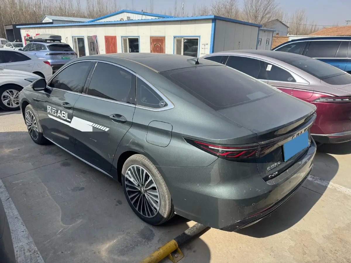 2025 Fulwin FulwinA8L 1.5T 156HP L4 1DHT PHEV 18.67KWH,autocango,china used car exporter,china ev exporter,chinese used car exporter,chinese used ev exporter