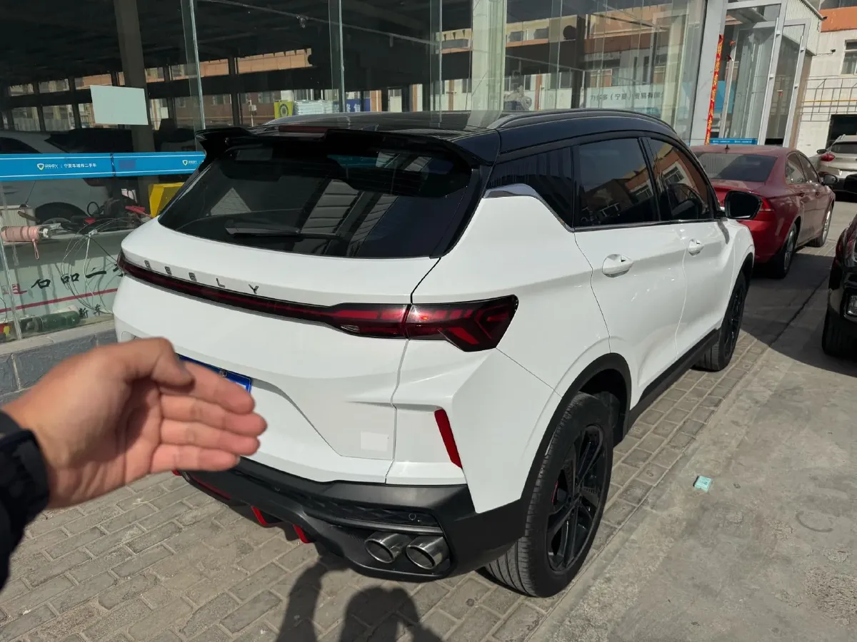 2023 Geely Coolray 1.5T 181HP L4 7DCT,autocango,china used car exporter,china ev exporter,chinese used car exporter,chinese used ev exporter