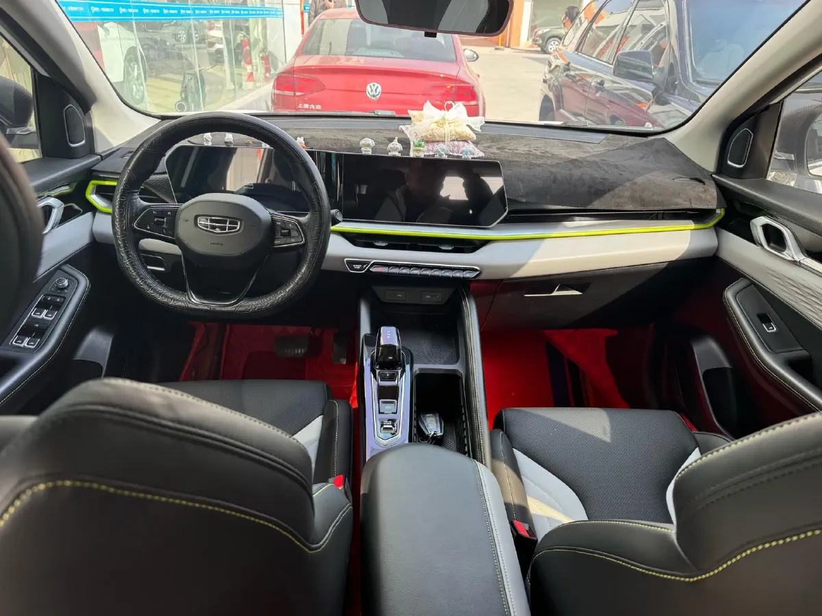 2023 Geely Coolray 1.5T 181HP L4 7DCT,autocango,china used car exporter,china ev exporter,chinese used car exporter,chinese used ev exporter