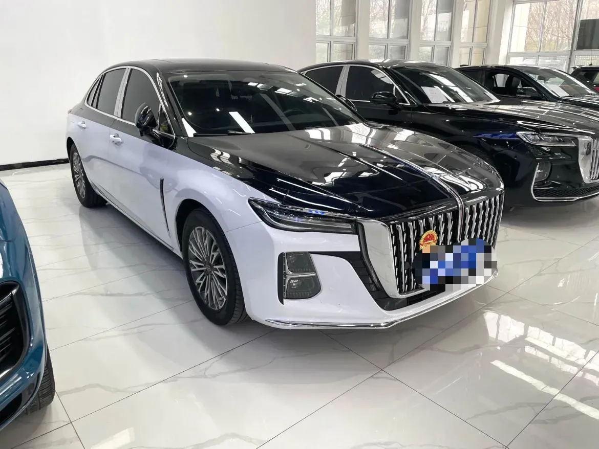 2023 HongQi H5 2.0T 224HP L4 8AT,autocango,china used car exporter,china ev exporter,chinese used car exporter,chinese used ev exporter