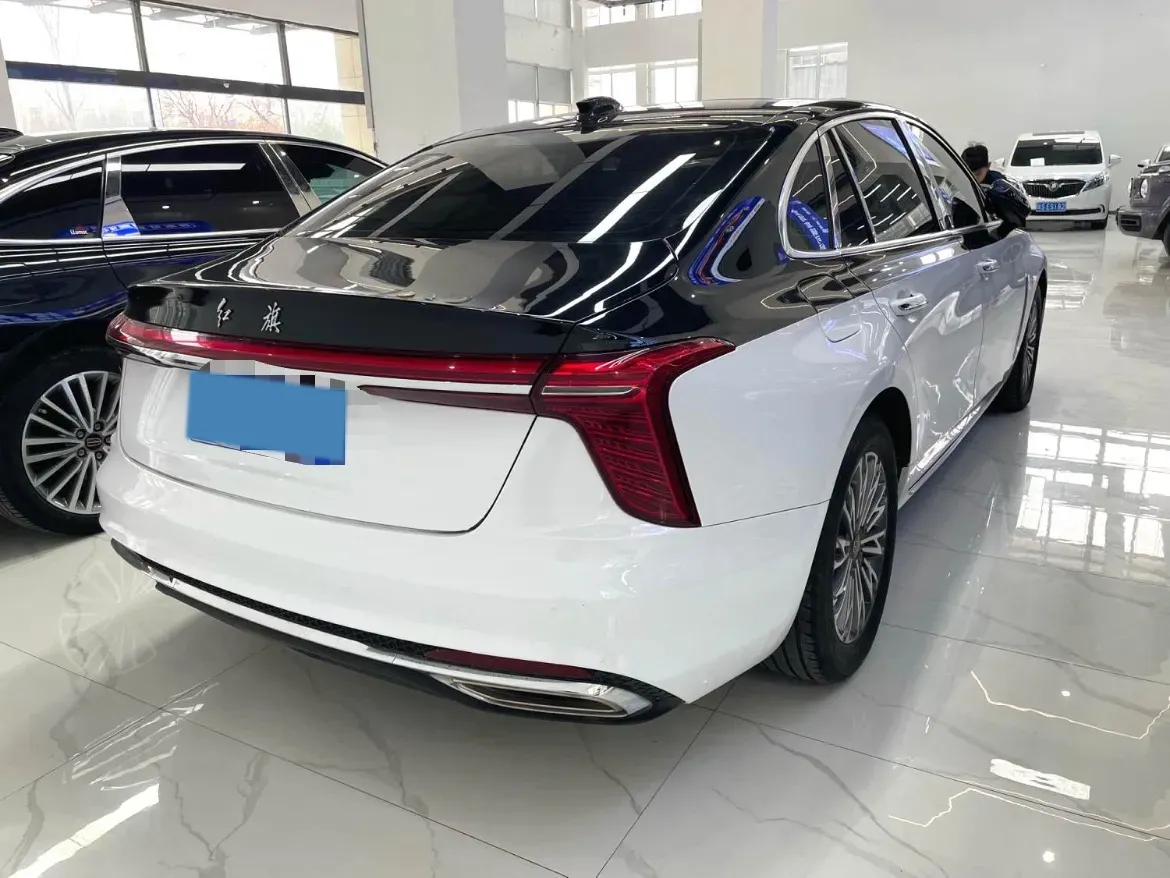 2023 HongQi H5 2.0T 224HP L4 8AT,autocango,china used car exporter,china ev exporter,chinese used car exporter,chinese used ev exporter