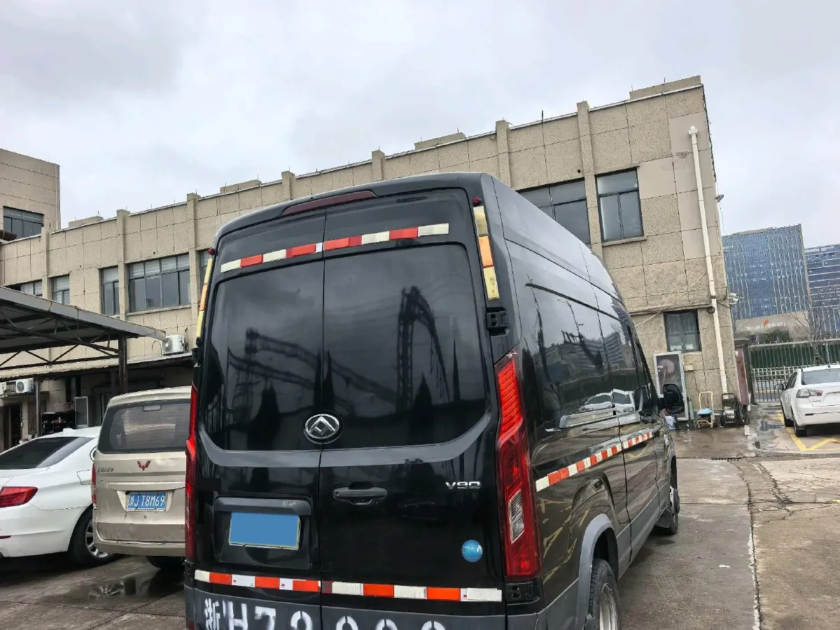 2019 MAXUS XinTu V90 2.0T 148HP L4 6MT,autocango,china used car exporter,china ev exporter,chinese used car exporter,chinese used ev exporter