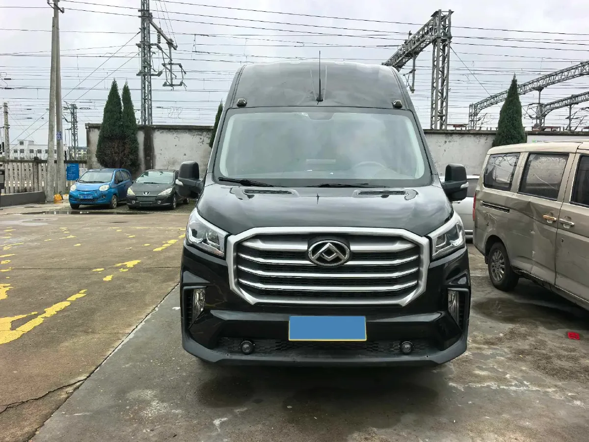 2019 MAXUS XinTu V90 2.0T 148HP L4 6MT,autocango,china used car exporter,china ev exporter,chinese used car exporter,chinese used ev exporter