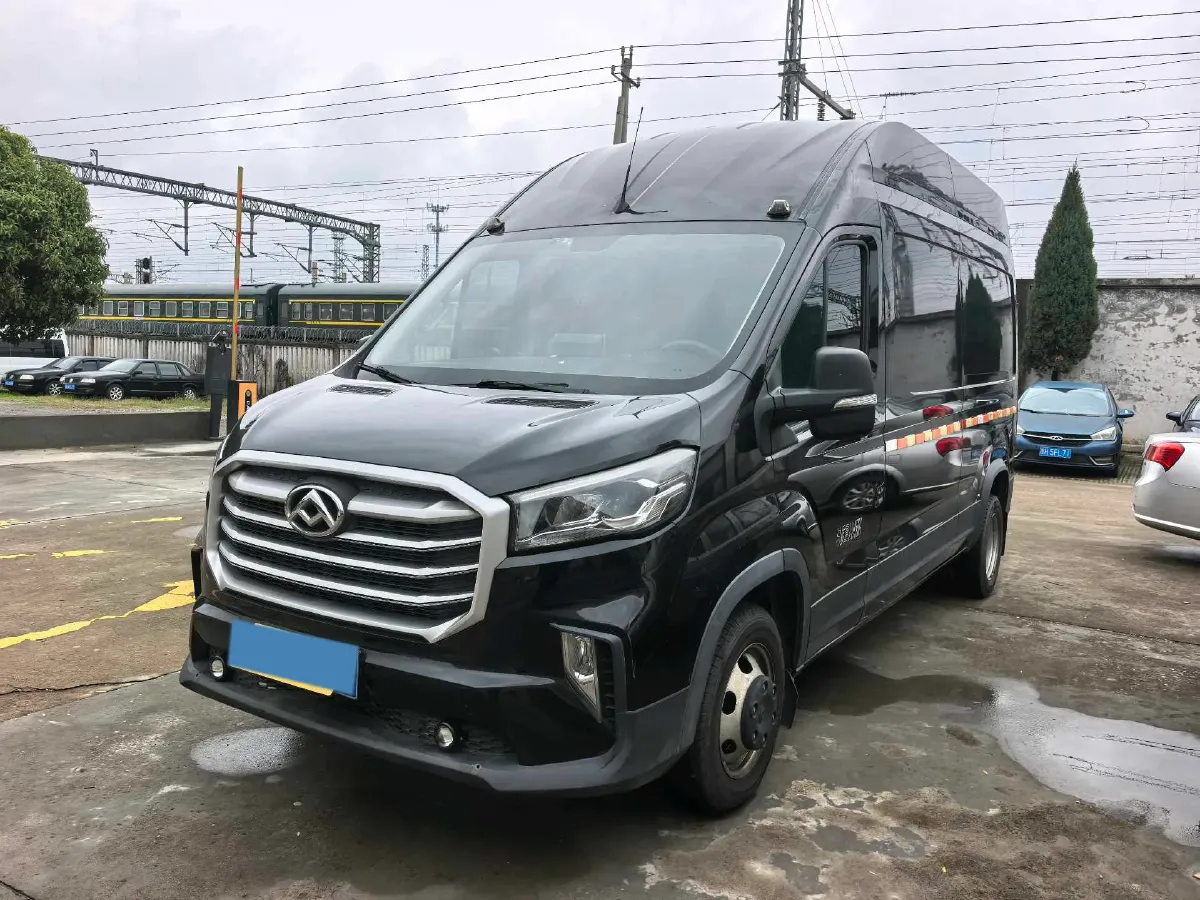 2019 MAXUS XinTu V90 2.0T 148HP L4 6MT,autocango,china used car exporter,china ev exporter,chinese used car exporter,chinese used ev exporter