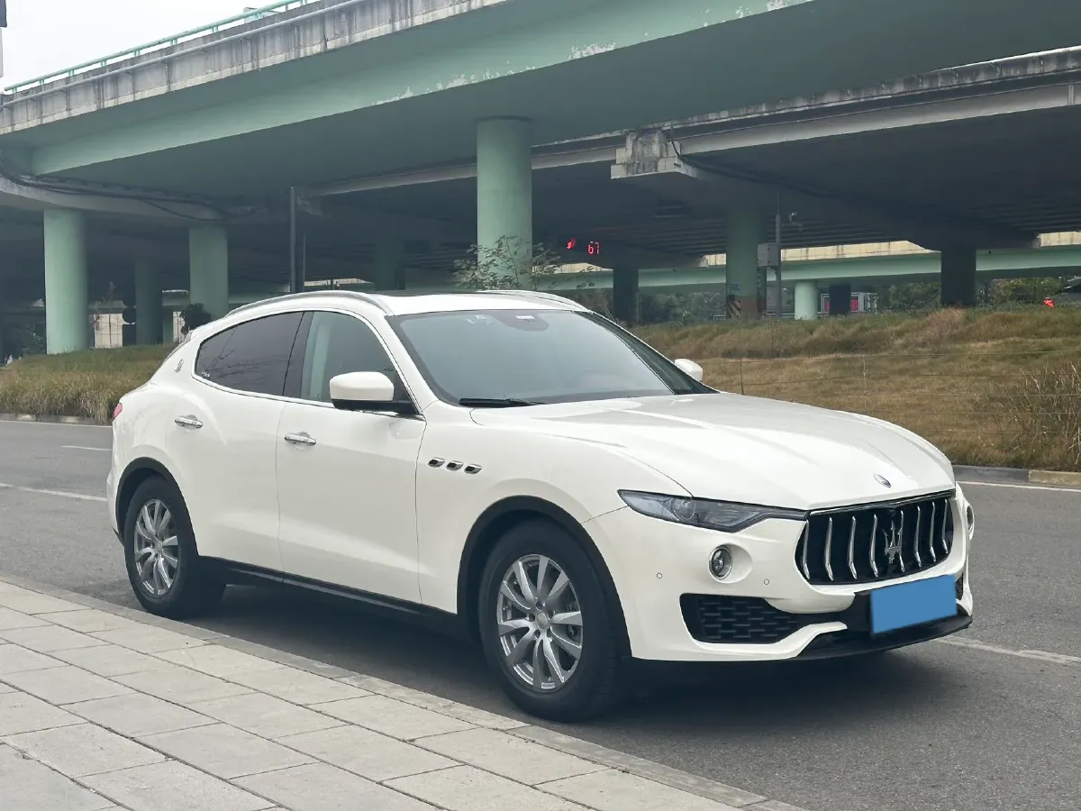 2018 Jaguar XJ 3.0T 340HP V6 8AT,autocango,china used car exporter,china ev exporter,chinese used car exporter,chinese used ev exporter