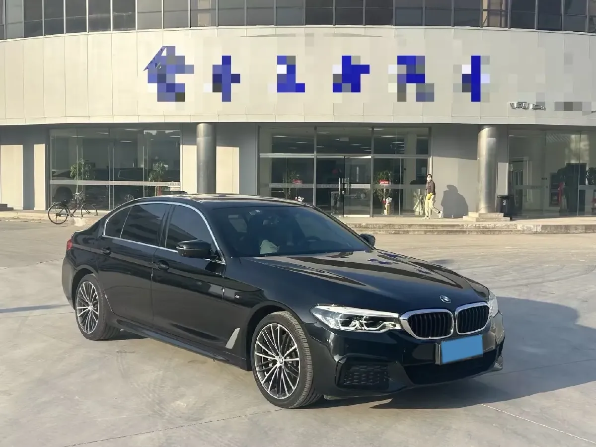 2020 BMW 5 Series 2.0T 252HP L4 8AT,autocango,china used car exporter,china ev exporter,chinese used car exporter,chinese used ev exporter