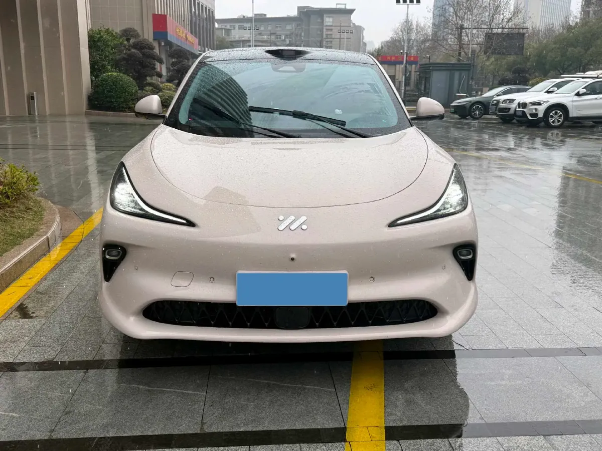 2025 IM LS6 BEV 75KWH,autocango,china used car exporter,china ev exporter,chinese used car exporter,chinese used ev exporter