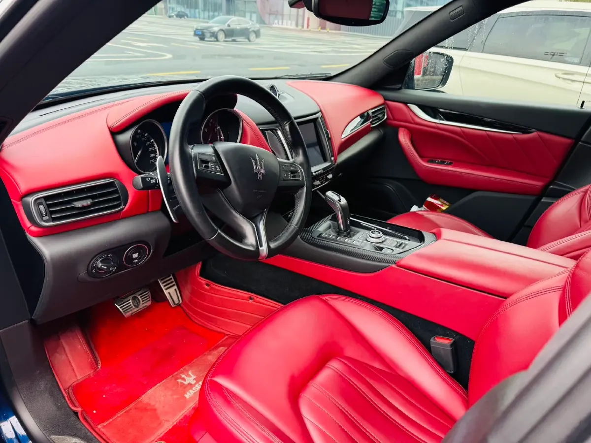 2019 Maserati Levante 3.0T 350HP V6 8AT,autocango,china used car exporter,china ev exporter,chinese used car exporter,chinese used ev exporter