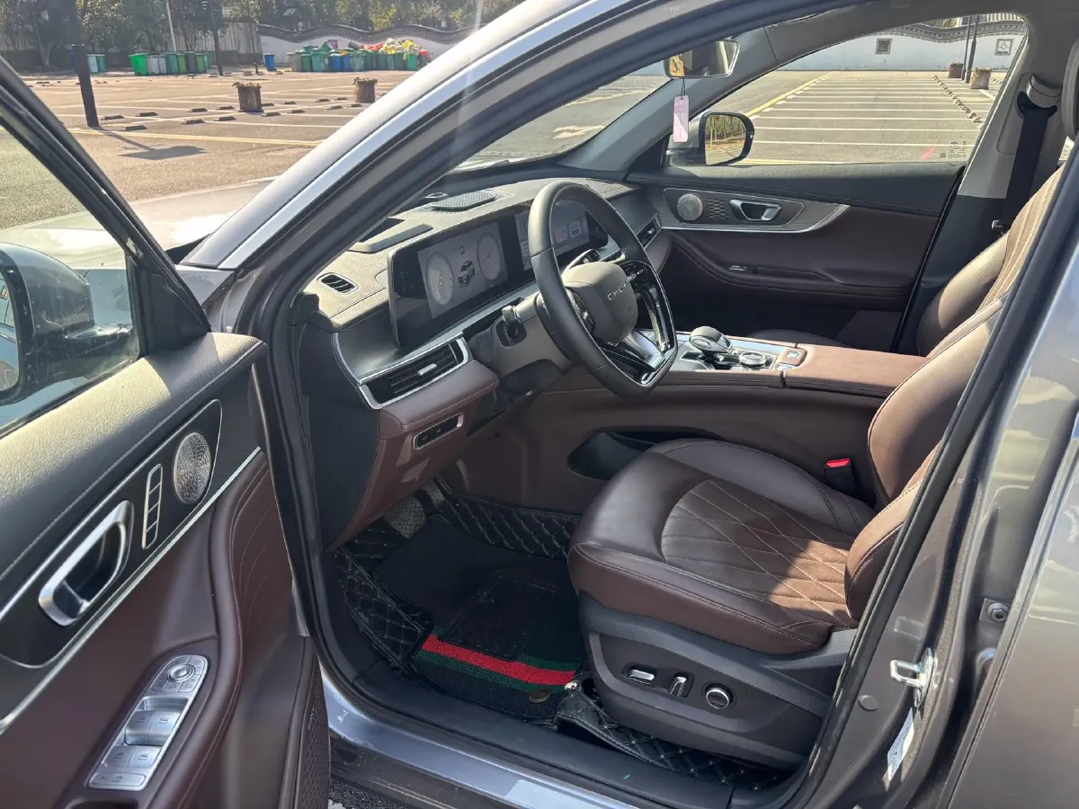 2024 Chery Tiggo 8 PRO 1.6T 197HP L4 7DCT,autocango,china used car exporter,china ev exporter,chinese used car exporter,chinese used ev exporter