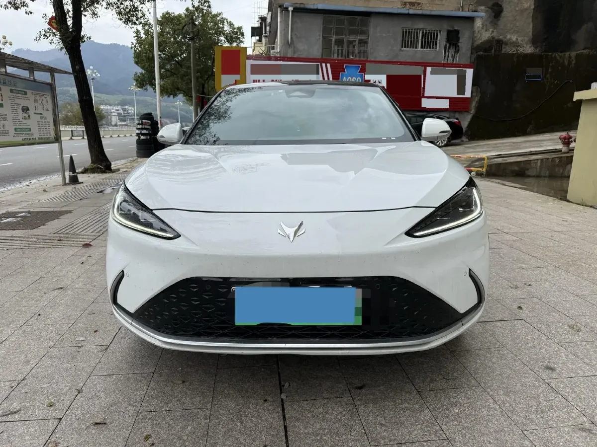 2022 ARCFOX αS BEV 65.6KWH,autocango,china used car exporter,china ev exporter,chinese used car exporter,chinese used ev exporter