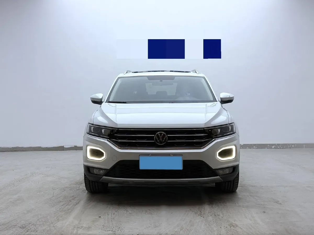 2021 Volkswagen T-Roc 1.4T 150HP L4 7DCT,autocango,china used car exporter,china ev exporter,chinese used car exporter,chinese used ev exporter