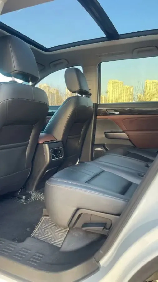 2017 GAC Trumpchi GS8 2.0T 201HP L4 6AT,autocango,china used car exporter,china ev exporter,chinese used car exporter,chinese used ev exporter