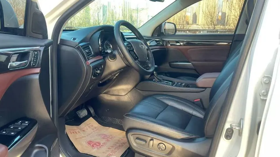 2017 GAC Trumpchi GS8 2.0T 201HP L4 6AT,autocango,china used car exporter,china ev exporter,chinese used car exporter,chinese used ev exporter