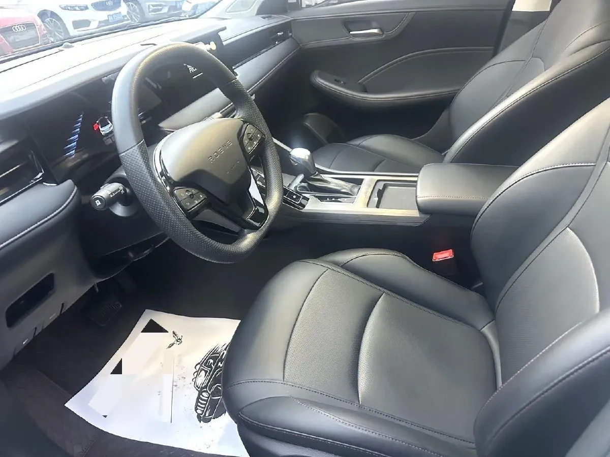 2024 Roewe i5 1.5L 129HP L4 CVT,autocango,china used car exporter,china ev exporter,chinese used car exporter,chinese used ev exporter