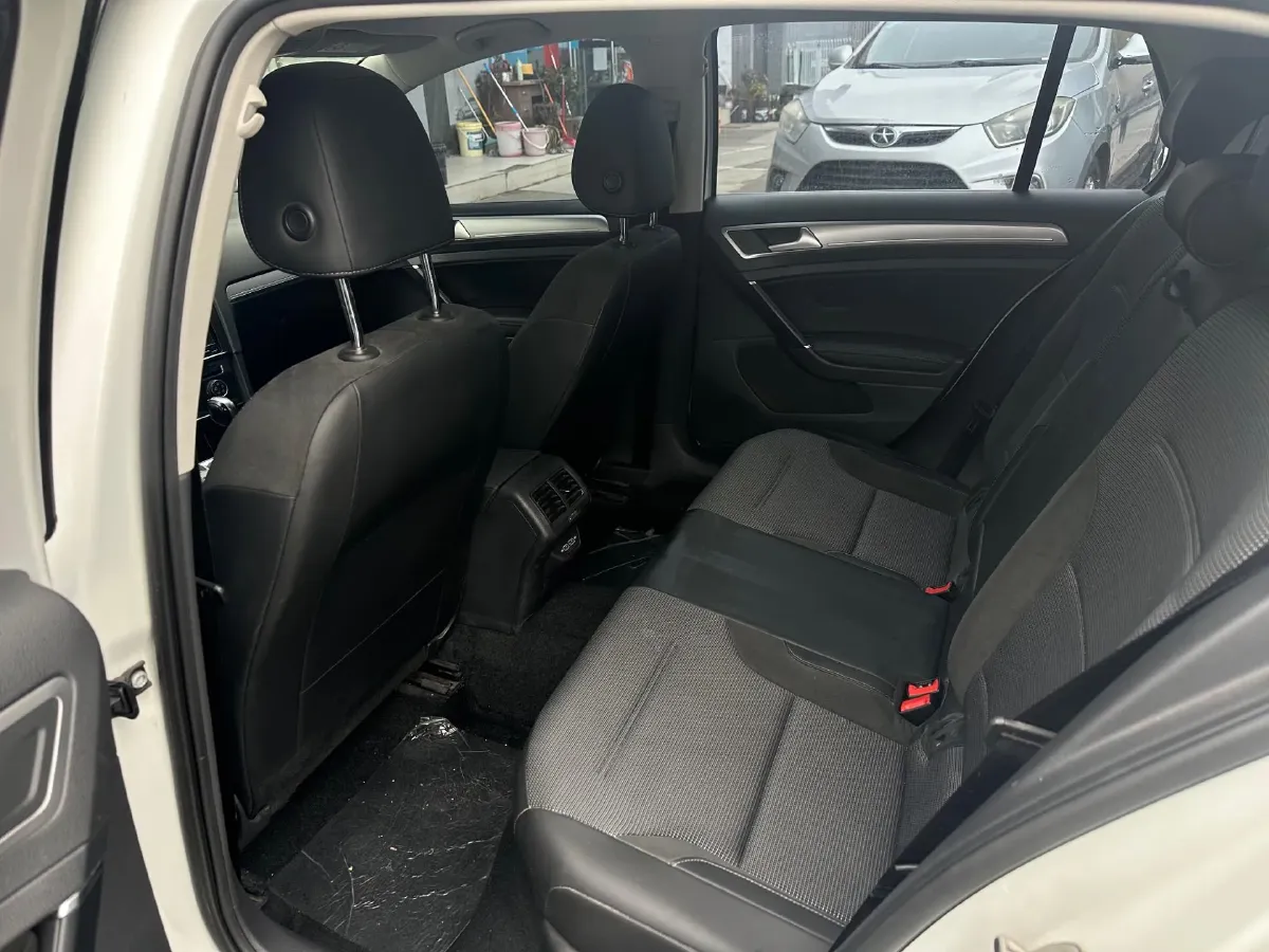 2019 Brilliance Auto V7 1.8T 231HP L4 7DCT,autocango,china used car exporter,china ev exporter,chinese used car exporter,chinese used ev exporter