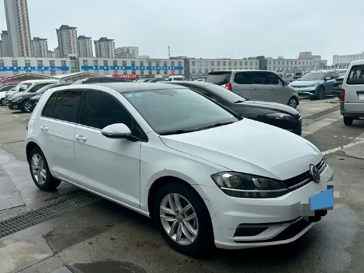 2019 Brilliance Auto V7 1.8T 231HP L4 7DCT,autocango,china used car exporter,china ev exporter,chinese used car exporter,chinese used ev exporter