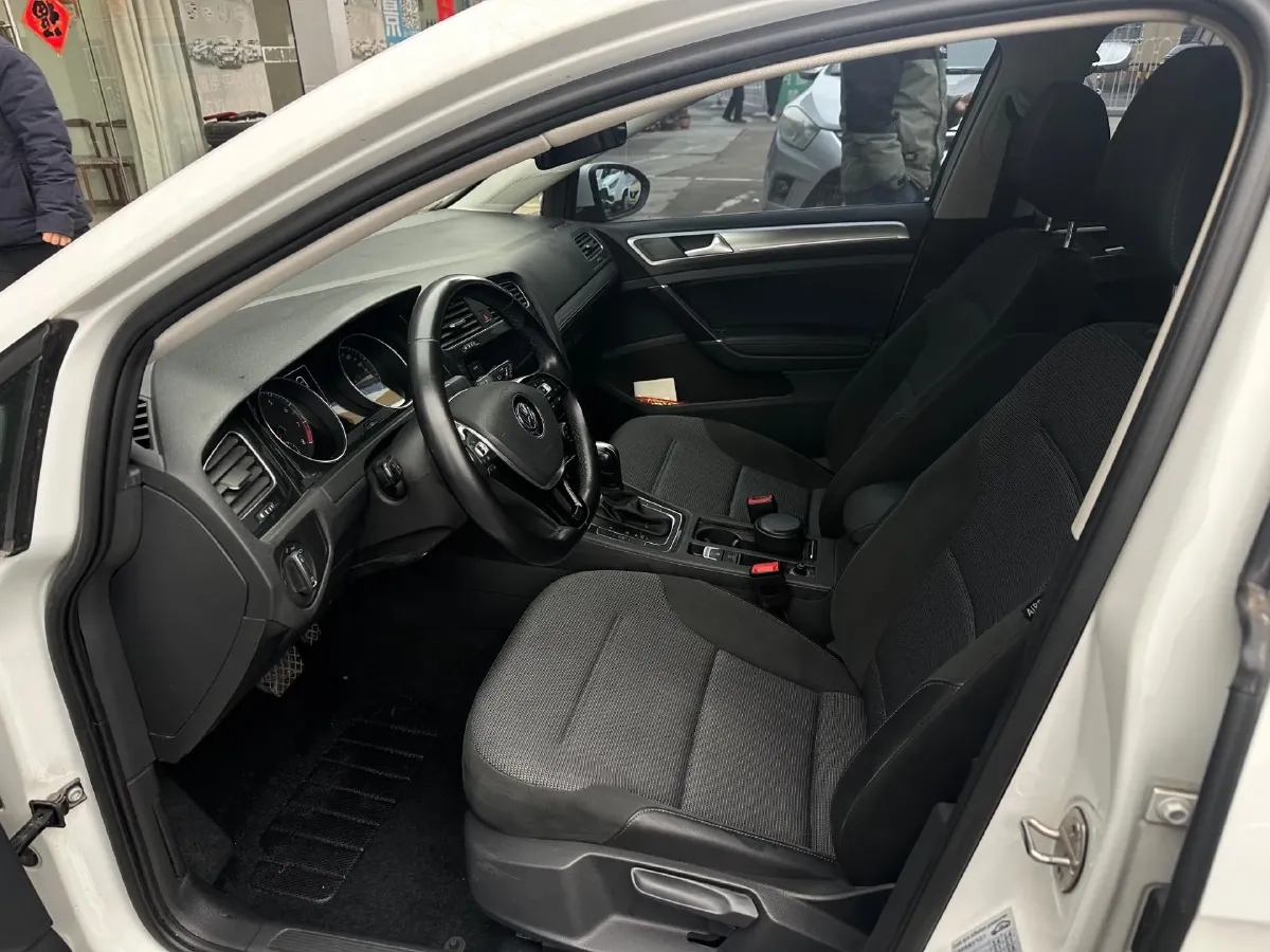 2019 Brilliance Auto V7 1.8T 231HP L4 7DCT,autocango,china used car exporter,china ev exporter,chinese used car exporter,chinese used ev exporter