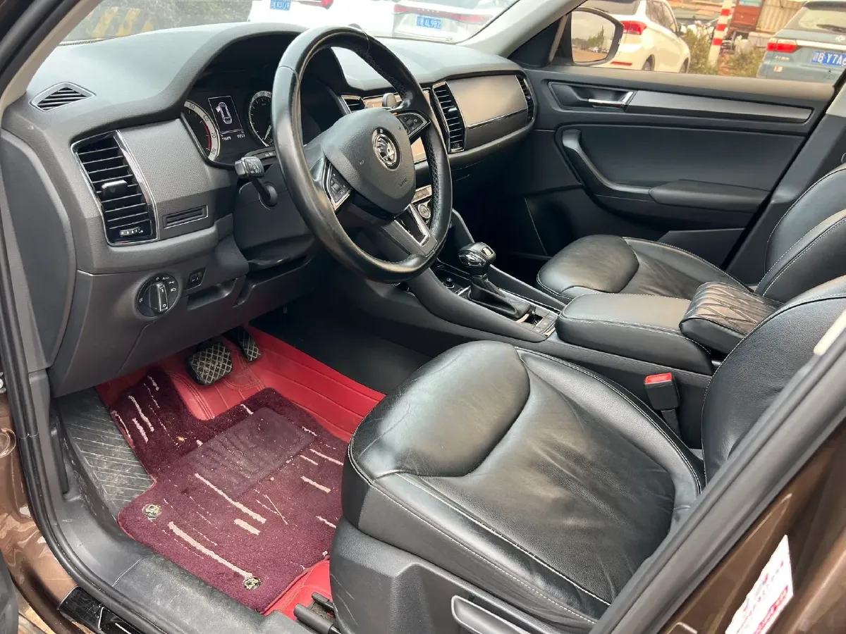 2018 Skoda Kodiak 2.0T 186HP L4 7DCT,autocango,china used car exporter,china ev exporter,chinese used car exporter,chinese used ev exporter