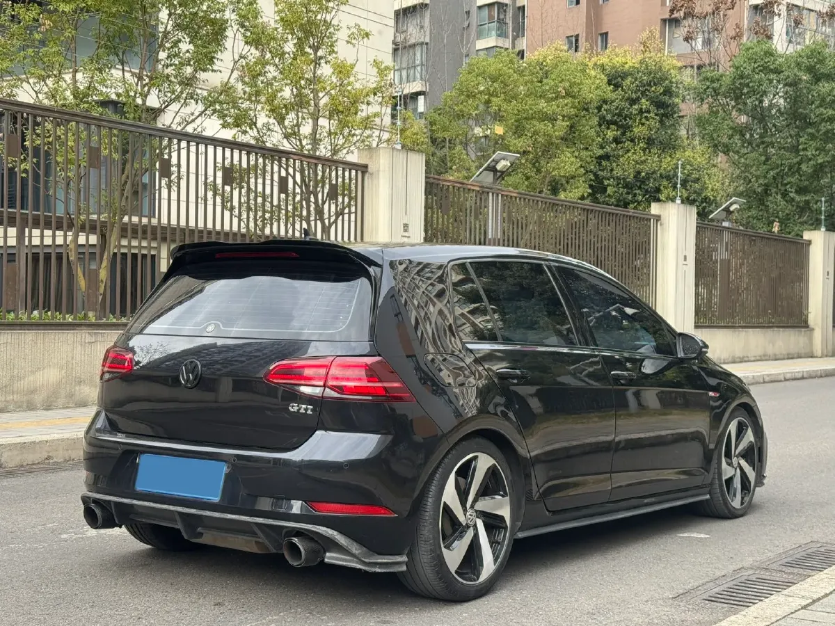 2019 Buick EnvisionPlus 2.0T 260HP L4 9AT,autocango,china used car exporter,china ev exporter,chinese used car exporter,chinese used ev exporter