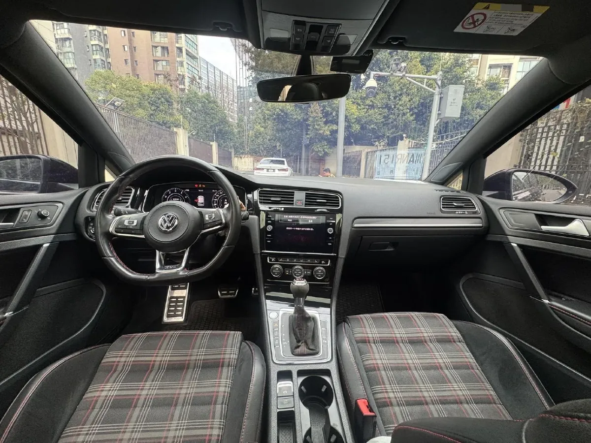 2019 Buick EnvisionPlus 2.0T 260HP L4 9AT,autocango,china used car exporter,china ev exporter,chinese used car exporter,chinese used ev exporter