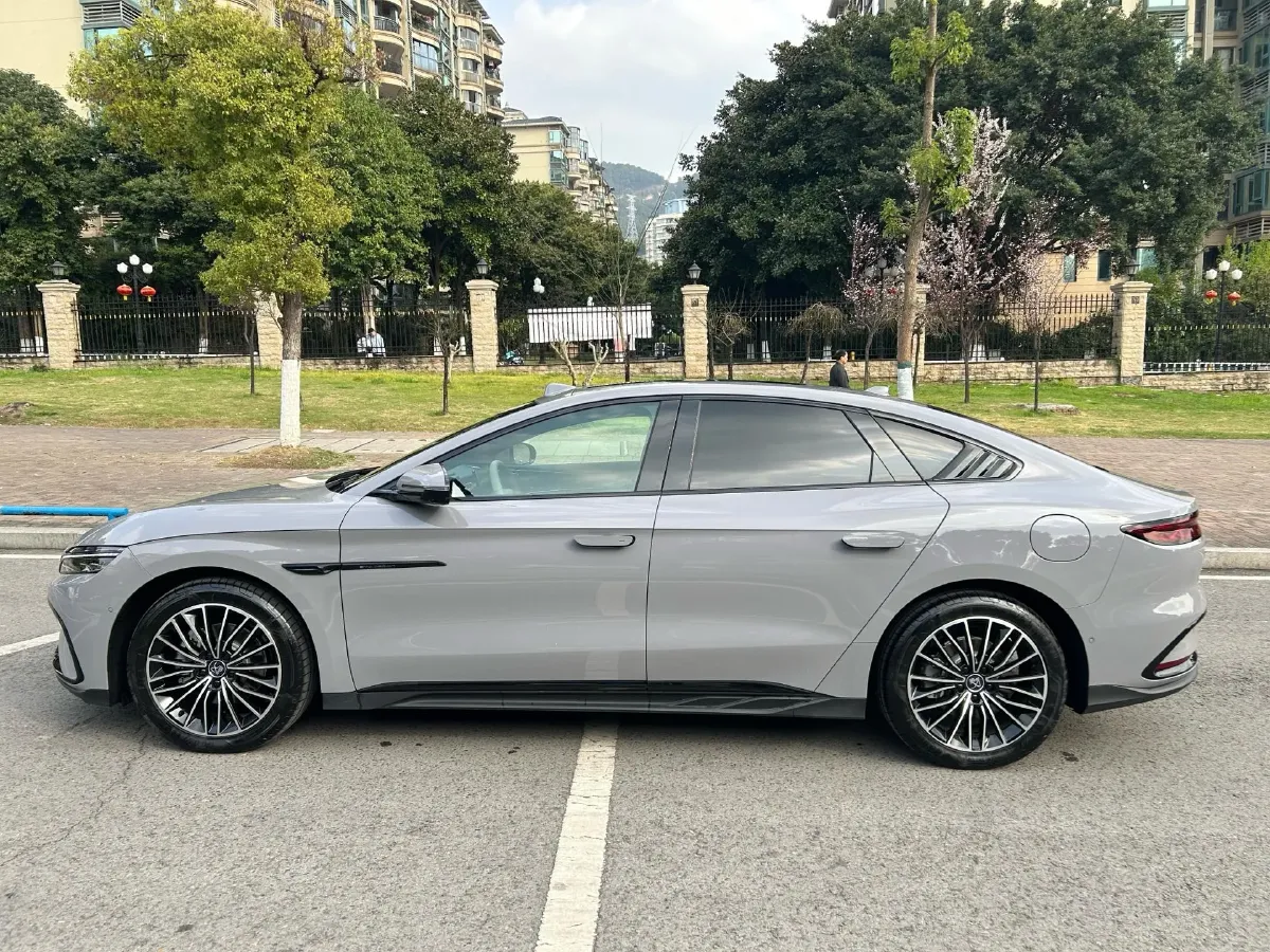 2025 BYD Han 1.5T 156HP L4 E-CVT PHEV,autocango,china used car exporter,china ev exporter,chinese used car exporter,chinese used ev exporter