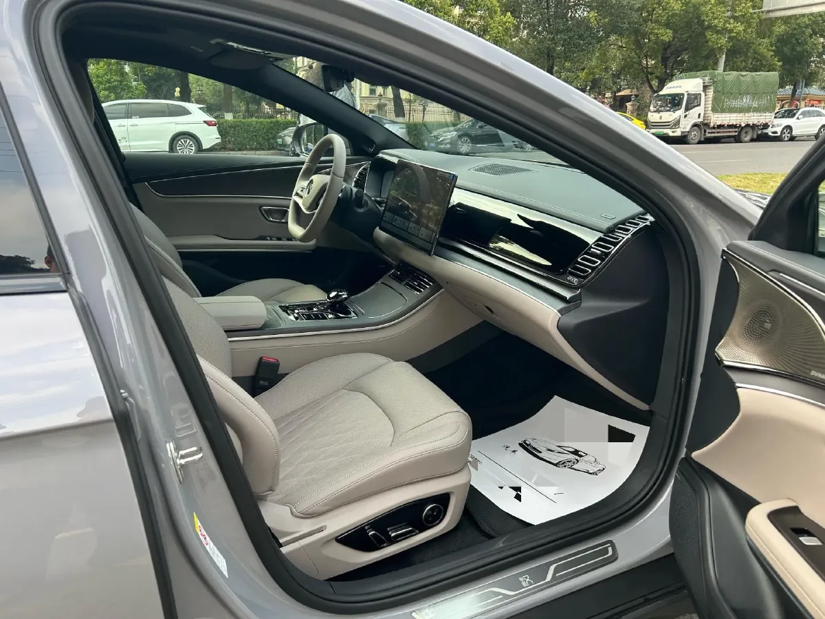 2025 BYD Han 1.5T 156HP L4 E-CVT PHEV,autocango,china used car exporter,china ev exporter,chinese used car exporter,chinese used ev exporter