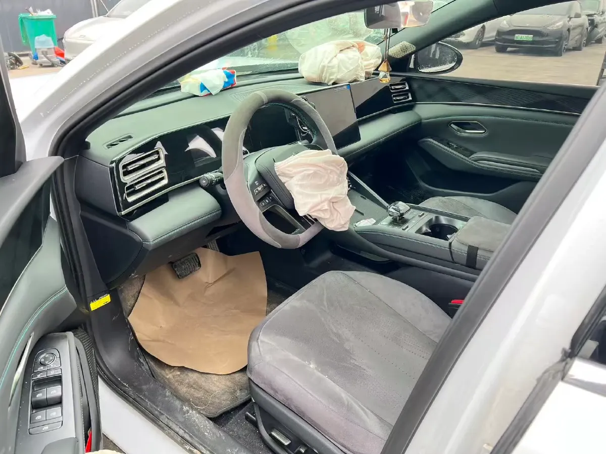 2024 BYD QinL 1.5L 101HP L4 E-CVT PHEV 10.08KWH,autocango,china used car exporter,china ev exporter,chinese used car exporter,chinese used ev exporter