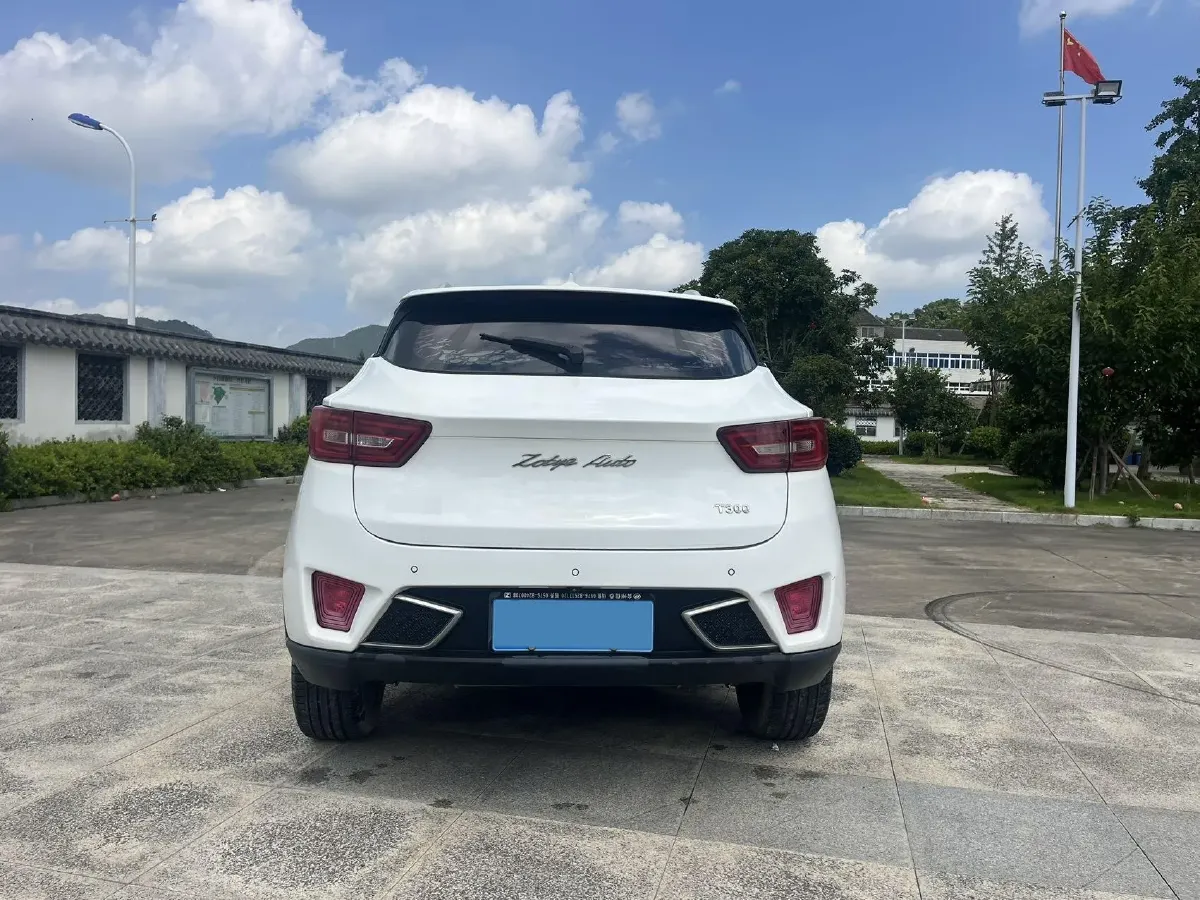 2017 Zotye T300 1.5T 144HP L4 CVT,autocango,china used car exporter,china ev exporter,chinese used car exporter,chinese used ev exporter