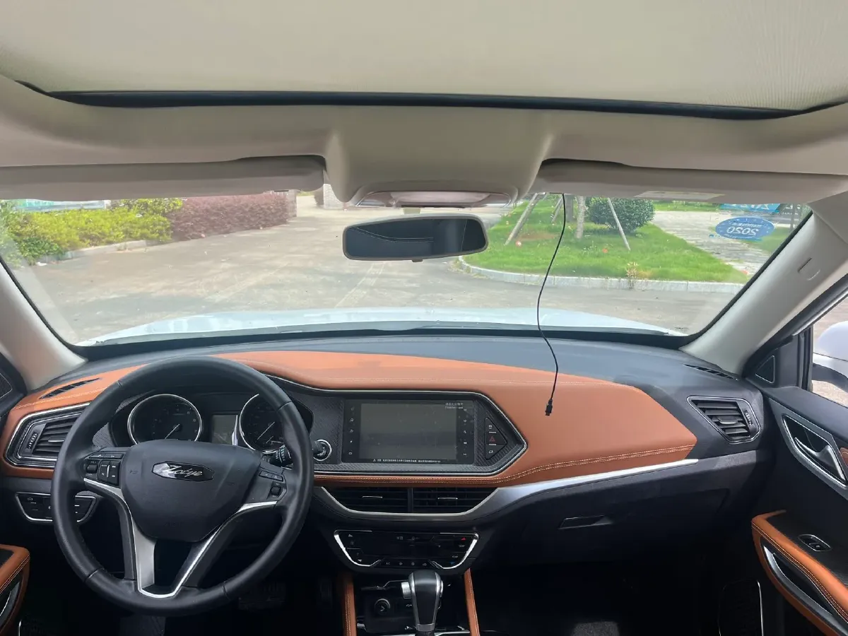 2017 Zotye T300 1.5T 144HP L4 CVT,autocango,china used car exporter,china ev exporter,chinese used car exporter,chinese used ev exporter